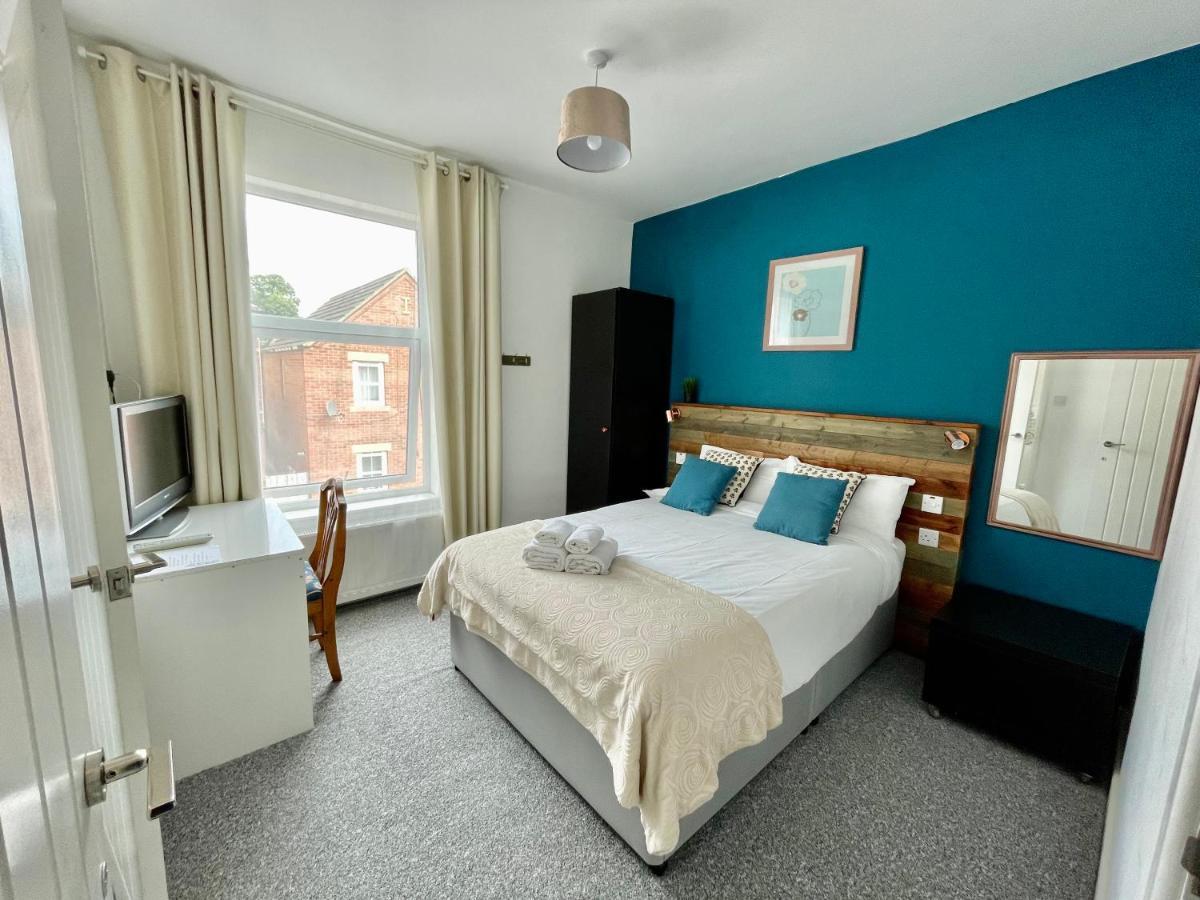 The Corner House - Modern Chesterfield Town Centre Apartments מראה חיצוני תמונה