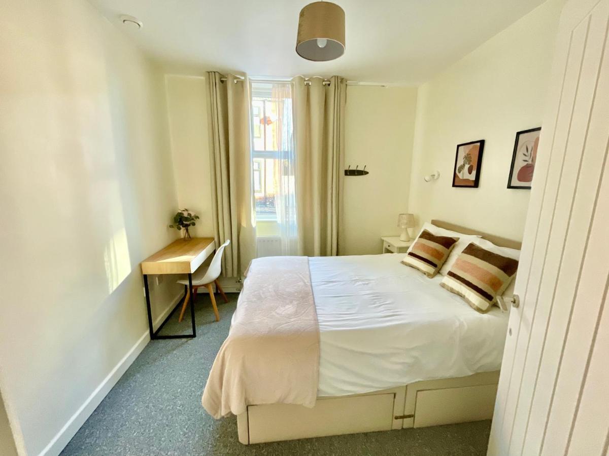 The Corner House - Modern Chesterfield Town Centre Apartments מראה חיצוני תמונה